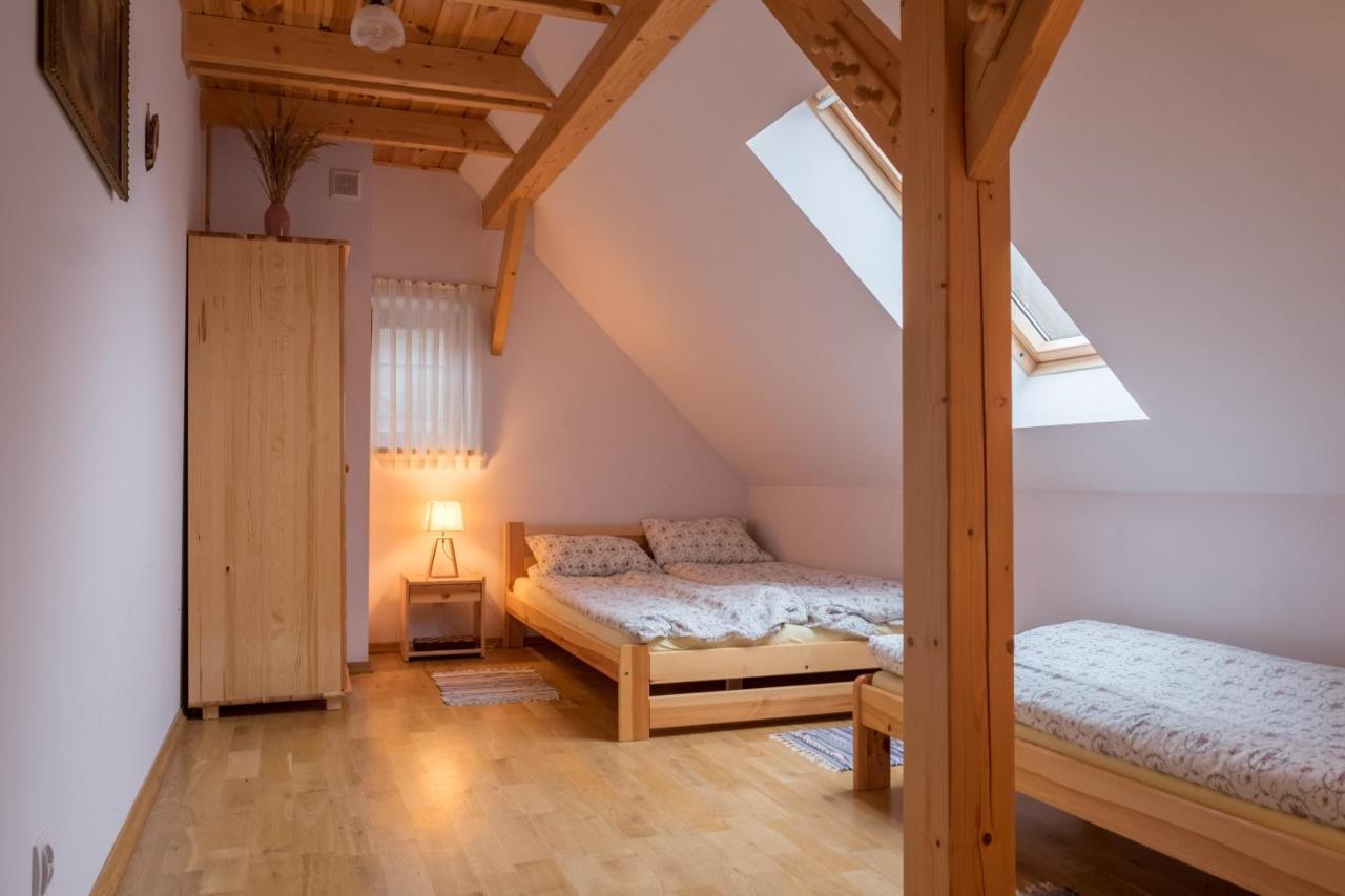 Miodowa Kolonia Bed and Breakfast Białowieża Exteriör bild
