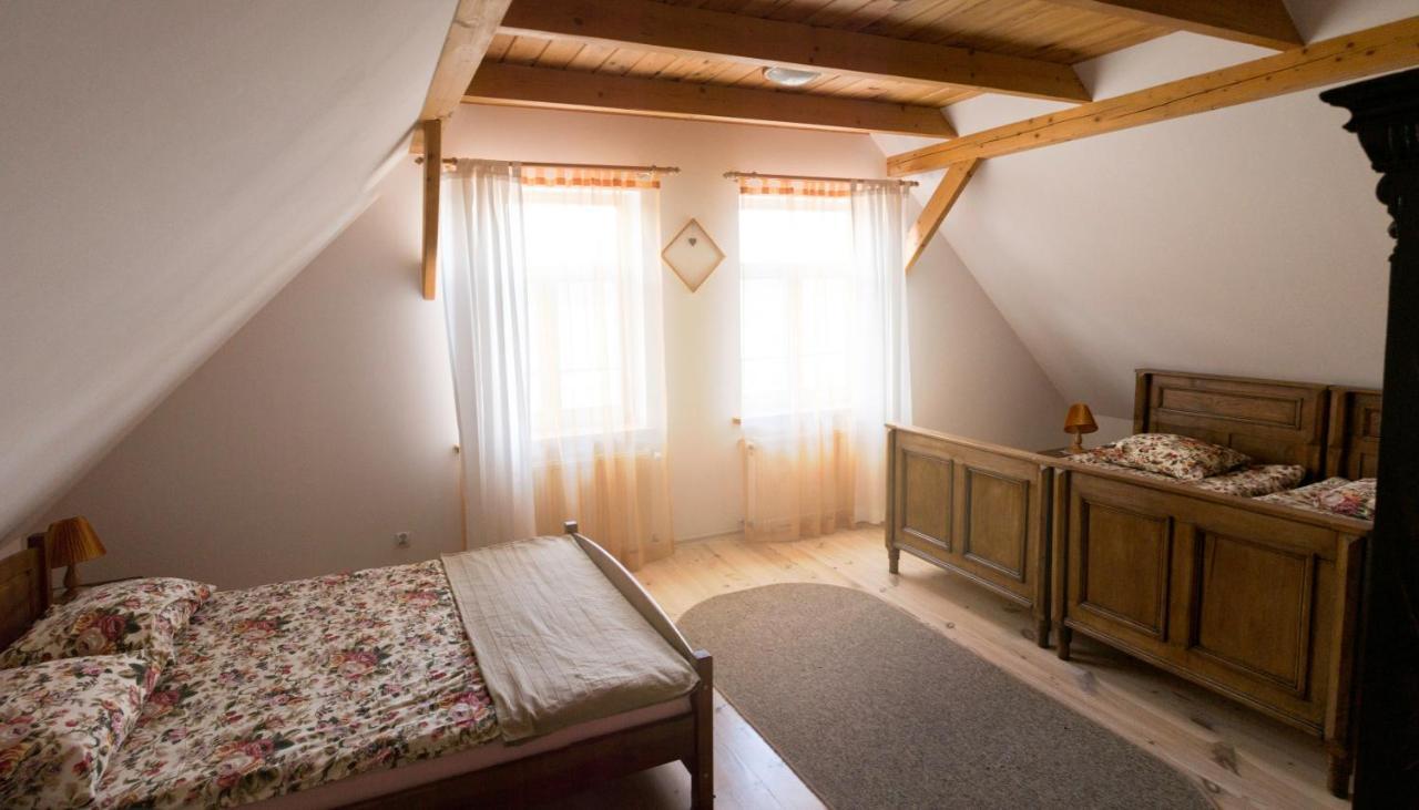 Miodowa Kolonia Bed and Breakfast Białowieża Exteriör bild